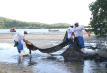Projeto realiza limpeza da Praia das Pedrinhas em São Gonçalo