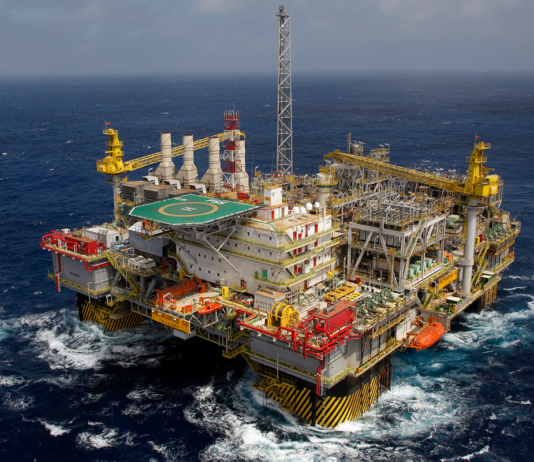 Petrobras terá de pagar R$ 36 milhões por dano ambiental na Bacia de Campos