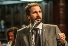 Deputado Flávio Serafini fala sobre justiça climática na XVIII Feira de Responsabilidade Socioambiental em Macaé