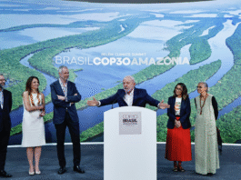 Presidente Lula conversa com jornalistas na COP 30 em Belém