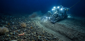 Mineração no fundo do mar deixou cicatriz por mais de 40 anos no Pacífico, estudo revela ecossistema que ainda não se recuperou totalmente e acende alerta global antes de empresas tentarem avançar na extração de cobre e cobalto para baterias em águas profundas