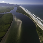 Quando o mar avança mais rápido que a Justiça Climática
