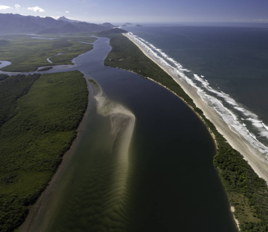 Quando o mar avança mais rápido que a Justiça Climática